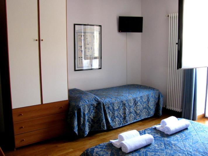Mirabell Hotel Trezzo sullʼAdda Екстериор снимка