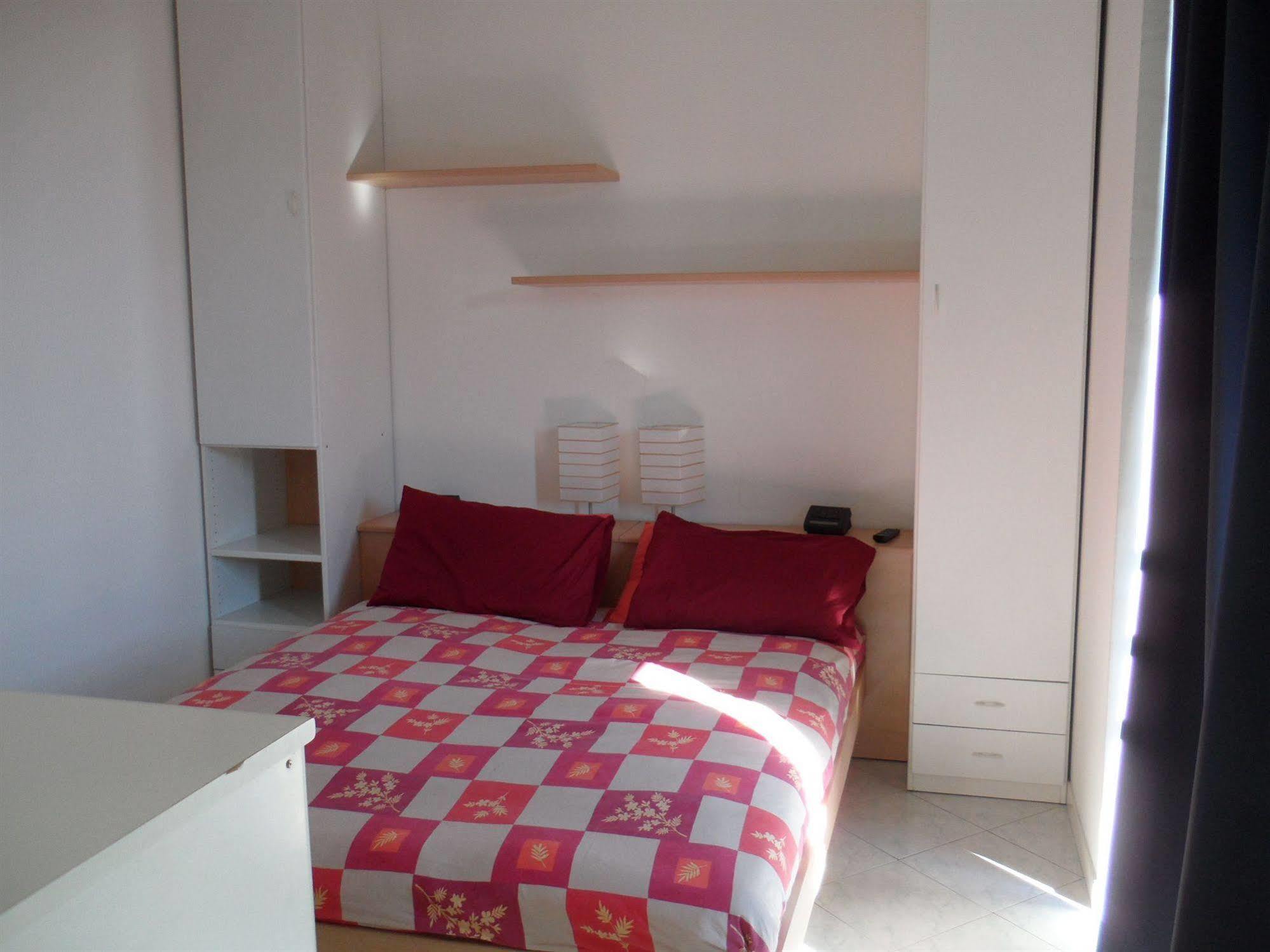 Mirabell Hotel Trezzo sullʼAdda Екстериор снимка