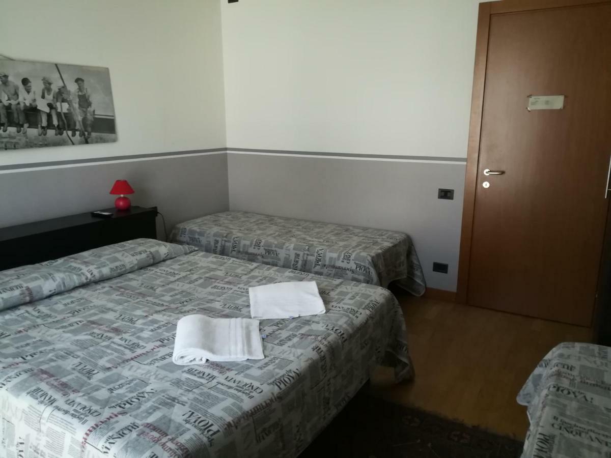Mirabell Hotel Trezzo sullʼAdda Екстериор снимка