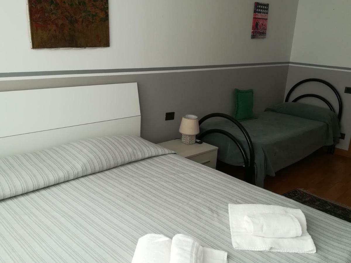 Mirabell Hotel Trezzo sullʼAdda Екстериор снимка