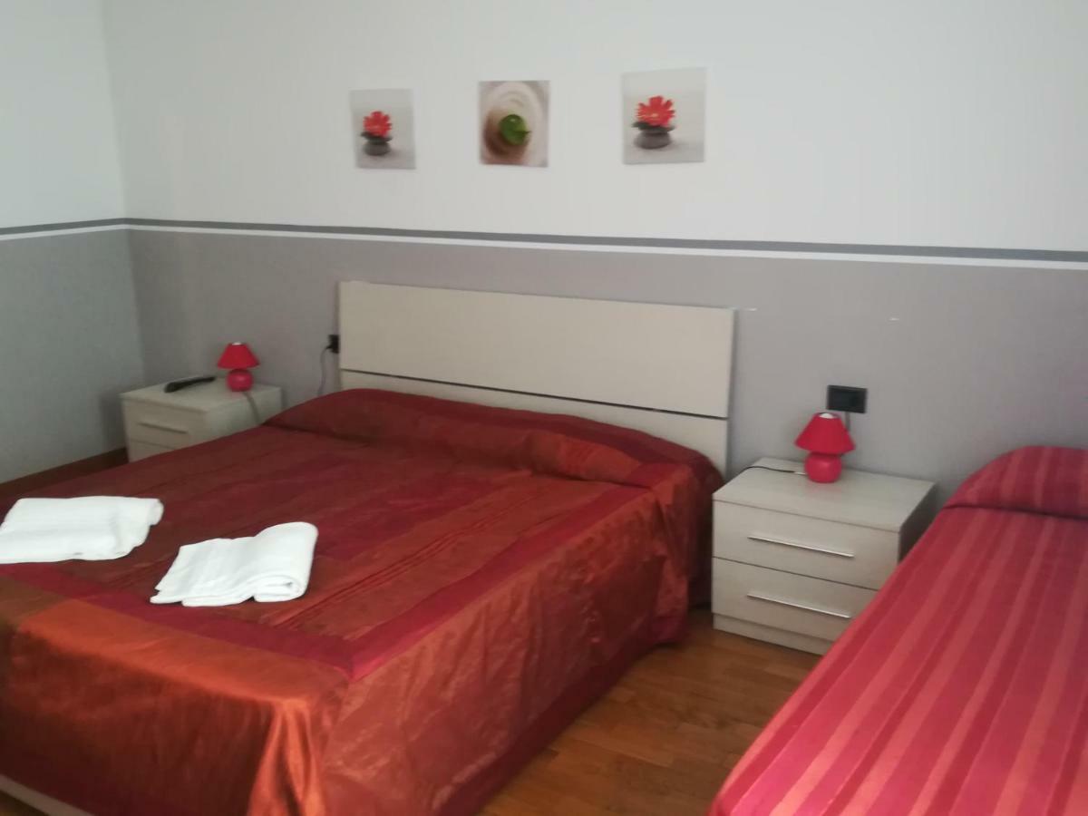 Mirabell Hotel Trezzo sullʼAdda Екстериор снимка